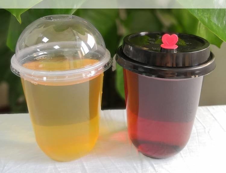 90 прозрачных чашек калибра 360ml на открытом воздухе скучных польских пластиковых замороженных с крышками